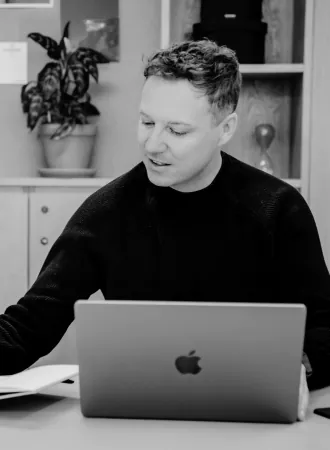 Nick Ives, Director | Digital Beehive