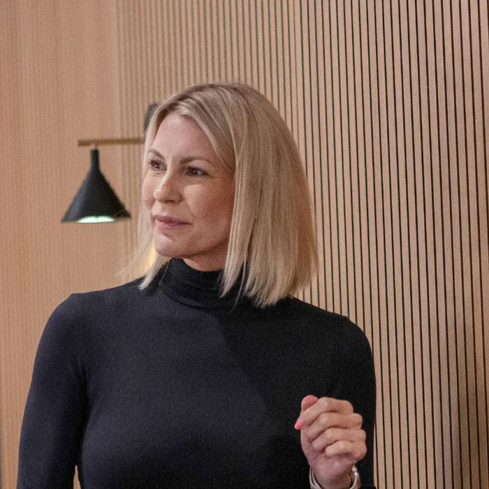 Sarah Parsons | Digital Beehive | Meet the Team